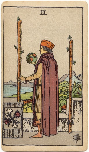 權杖二 Two of Wands